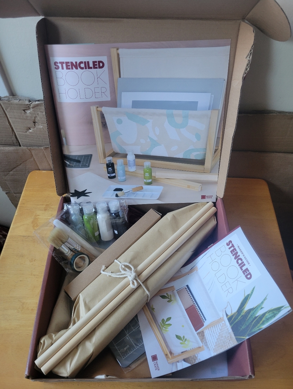 Kiwi Crate Project Stenciled Book Holder